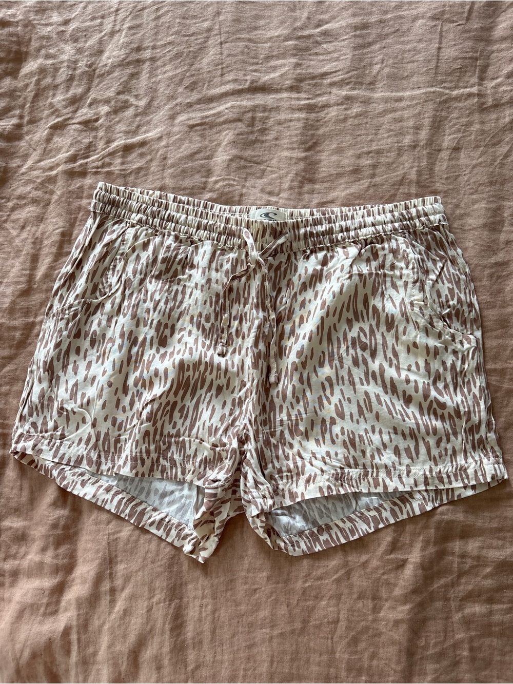 O'Neill White and Light Brown Printed Women's Shorts